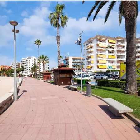 One Bedroom Flat In Fenals Lloret De Mar For 4 People Экстерьер фото